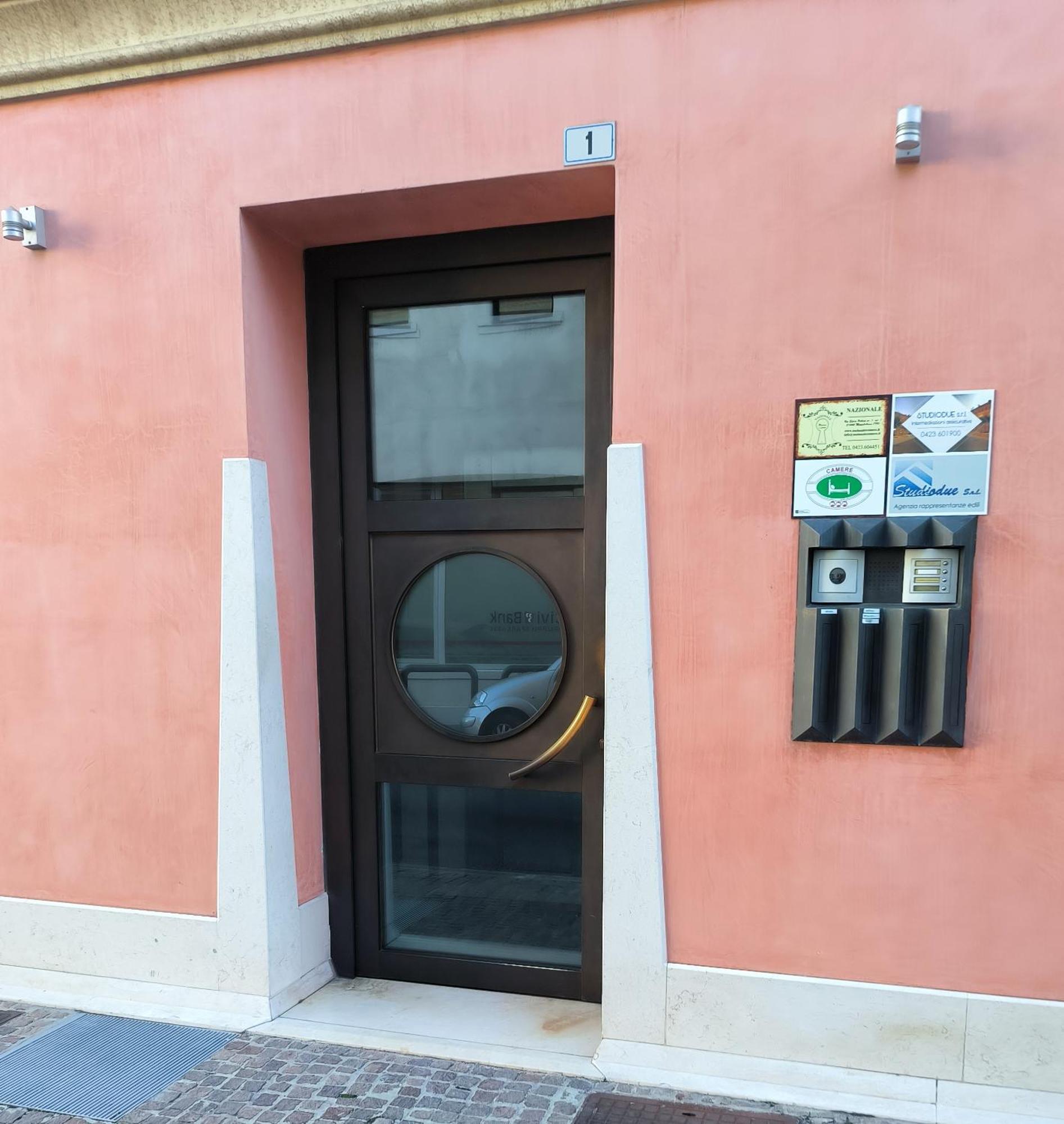 Nazionale Camere Монтебелуна Екстериор снимка